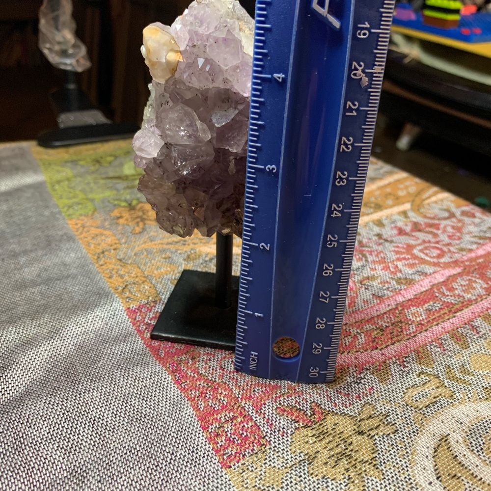 Amethyst crystals - Picture 7 of 8